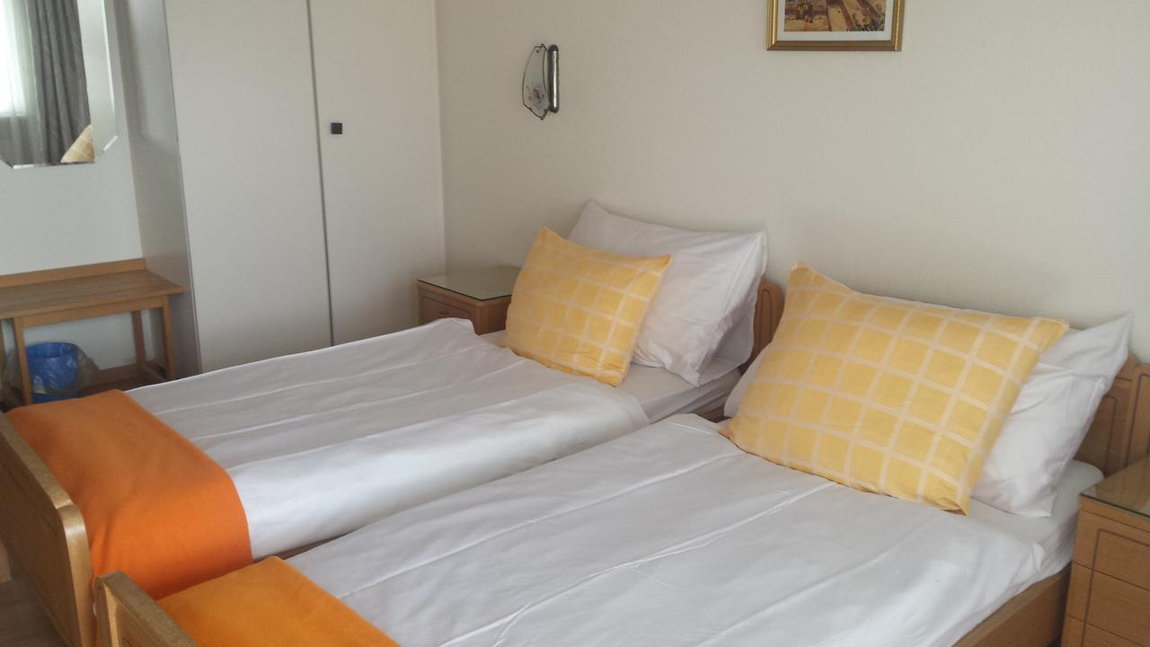 Hotel Restaurant Klosterli Pieterlen Ngoại thất bức ảnh
